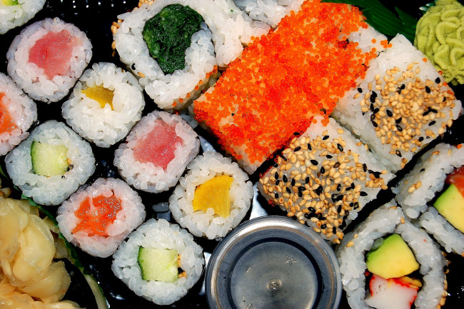 Обои картинки фото еда, рыба, морепродукты, суши, роллы, рис, много