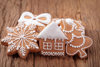 Картинка праздничные угощения пряники печенье снежинка елка домик