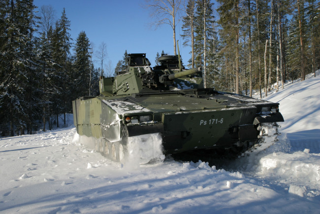 Обои картинки фото техника, военная техника, cv-9030, боевая, машина, пехоты, лес, снег