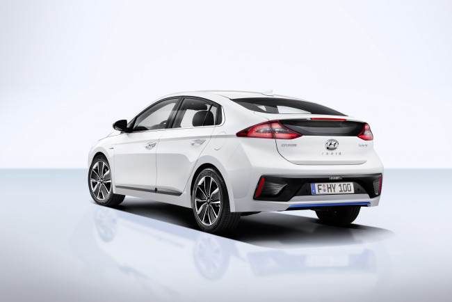 Обои картинки фото автомобили, hyundai, 2016г, hybrid, ioniq