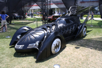 Картинка автомобили выставки+и+уличные+фото batmobile