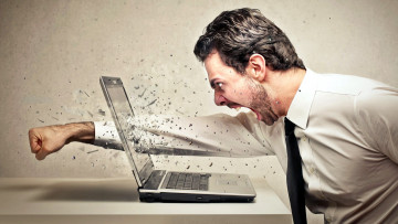 Картинка юмор+и+приколы мужчина злость ноутбук