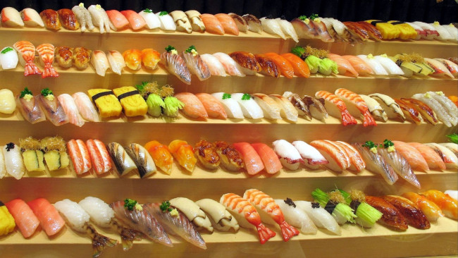 Обои картинки фото еда, рыба,  морепродукты,  суши,  роллы, японская, кухня, ассорти, суши, роллы