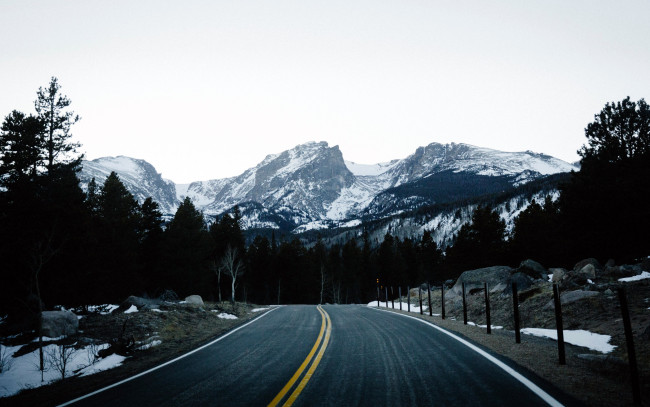 Обои картинки фото природа, дороги, снег, зима, горы, шоссе