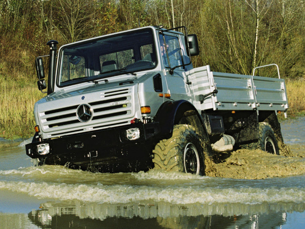 Обои картинки фото автомобили, mercedes, trucks