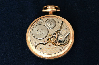 Картинка разное Часы часовые механизмы карманный часы старинный шестеренки