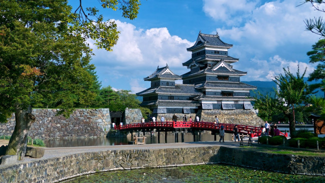 Обои картинки фото замок, мацумото, Япония, города, замки, Японии, пагода, мост