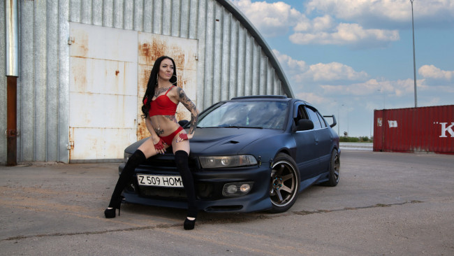 Обои картинки фото автомобили, -авто с девушками, mitsubishi, galant