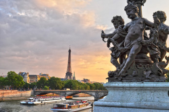обоя города, париж , франция, башня, река, скульптуры