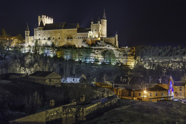 Обои картинки фото alcazar noche, города, - огни ночного города, простор