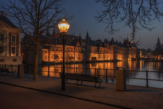 Обои картинки фото города, - огни ночного города, голландия, hofvijver, нидерланды, den, haag, гаага