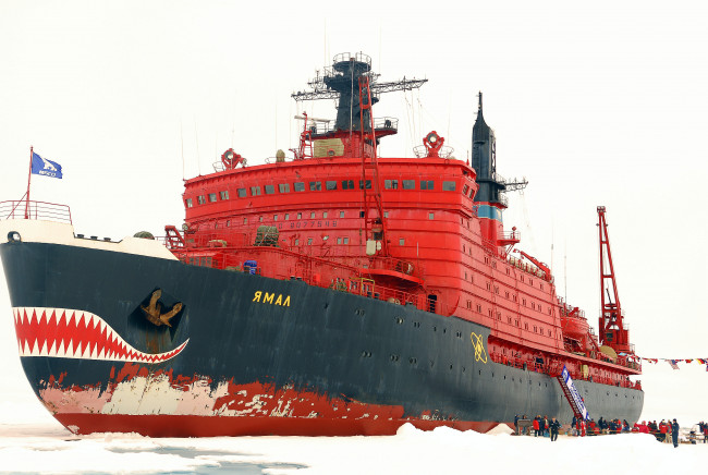 Обои картинки фото Ямал, корабли, ледоколы, корабль, льдина, ледокол
