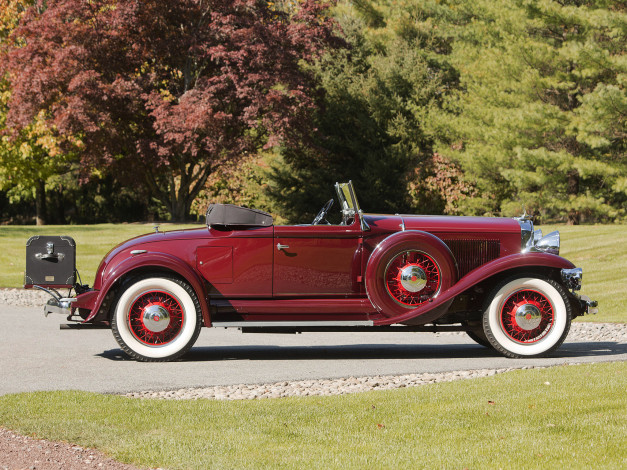 Обои картинки фото автомобили, studebaker, 1931, красный, roadster, president, eight, state, model, 80