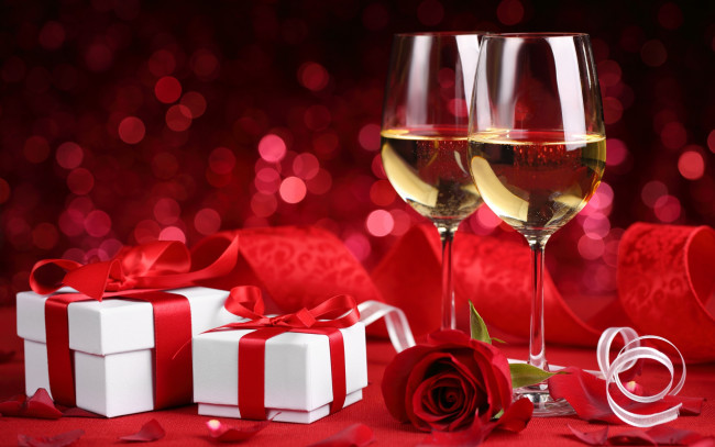 Обои картинки фото еда, напитки,  вино, бокалы, шампанское, розы, подарки