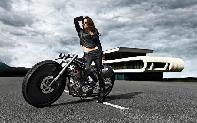 Обои картинки фото мотоциклы, мото, девушкой, девушка, байк, асфальт
