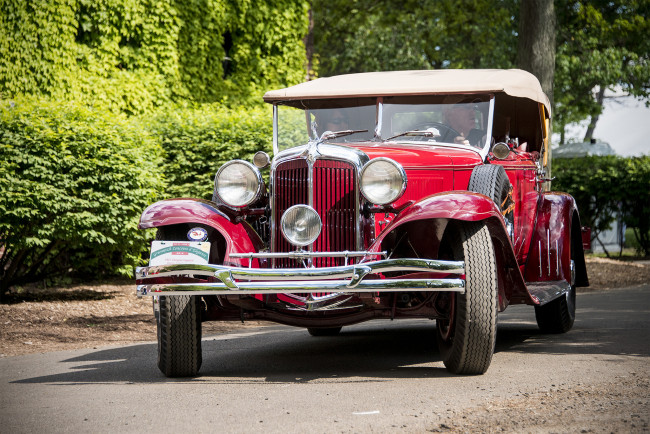 Обои картинки фото chrysler imperial,  1931, автомобили, классика, выставка, автопробег, автошоу