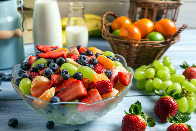Обои картинки фото еда, фрукты,  ягоды, салат, фруктовый