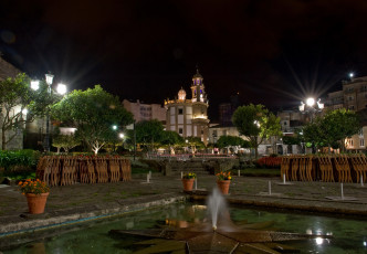 Картинка испания галисия понтеведра города огни ночного ночь площадь дома