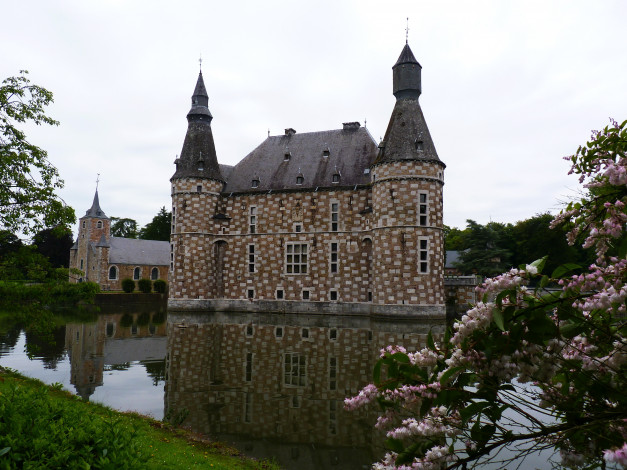 Обои картинки фото бельгия, замок, jehay, города, дворцы, замки, крепости, водоем