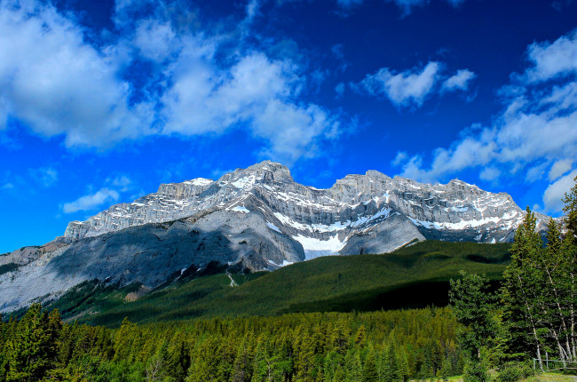 Обои картинки фото cascade, mountain, banff, national, park, природа, горы, лес, канада, alberta, canada, банф, альберта