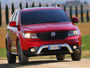 Картинка автомобили fiat красный 2014г freemont cross 345