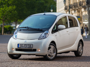 Картинка автомобили mitsubishi светлый eu-spec miev