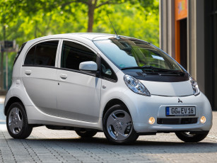 Картинка автомобили mitsubishi светлый eu-spec miev