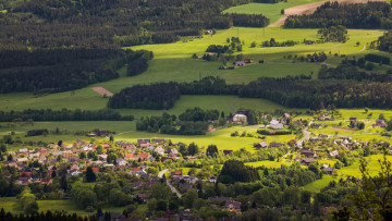 Картинка Чехия города -+панорамы деревни городки луга леса