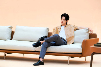 обоя мужчины, xiao zhan, актер, куртка, диван