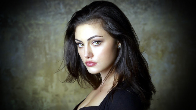 Обои картинки фото Phoebe Tonkin, девушки, взгляд