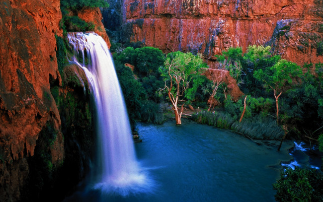 Обои картинки фото природа, водопады, горы, обрыв, водопад