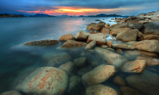 Обои картинки фото природа, побережье, пейзаж, берег, камни, закат, море