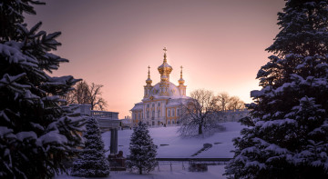 Картинка города санкт-петербург +петергоф+ россия санкт петербург петергоф замок парк зима снег золотые башни