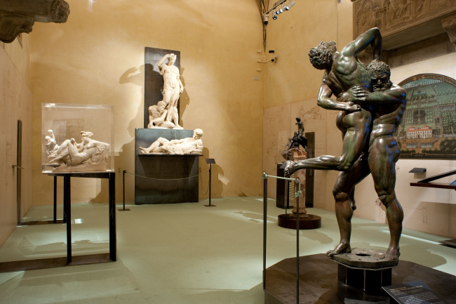 Обои картинки фото разное, рельефы, статуи, музейные, экспонаты, италия, скульптура