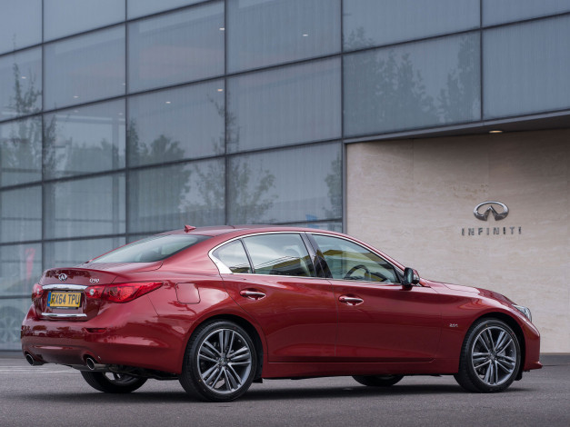 Обои картинки фото автомобили, infiniti, красный, 2014г, v37, uk-spec, 2-0t, q50