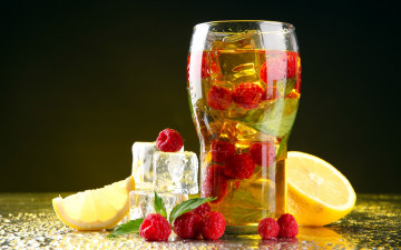 Картинка еда напитки +коктейль лимон малина лед