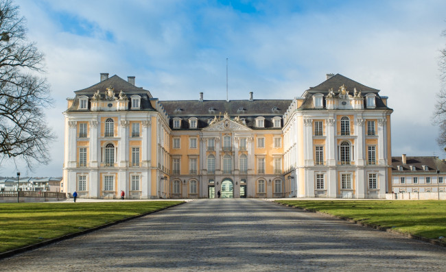 Обои картинки фото дворец аугустусбург,  брюле,  германия, города, - дворцы,  замки,  крепости, дорога, парк, здания