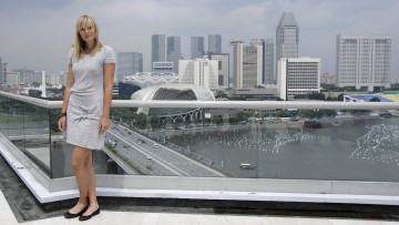 Картинка девушки мария+шарапова блондинка теннисистка платье панорама город