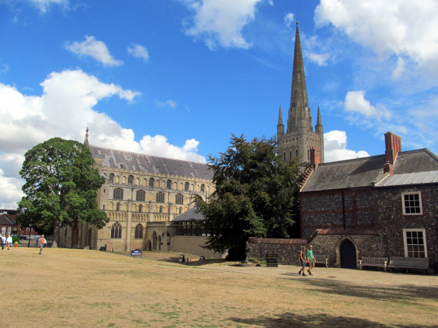 Обои картинки фото norwich cathedral, norfolk, uk, города, - католические соборы,  костелы,  аббатства, norwich, cathedral