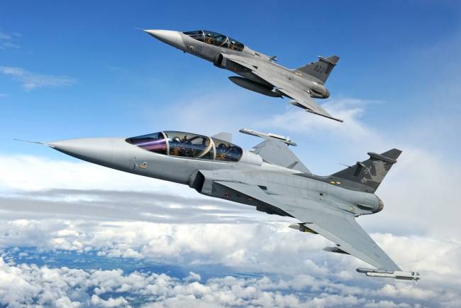 Обои картинки фото авиация, боевые, самолёты, облака