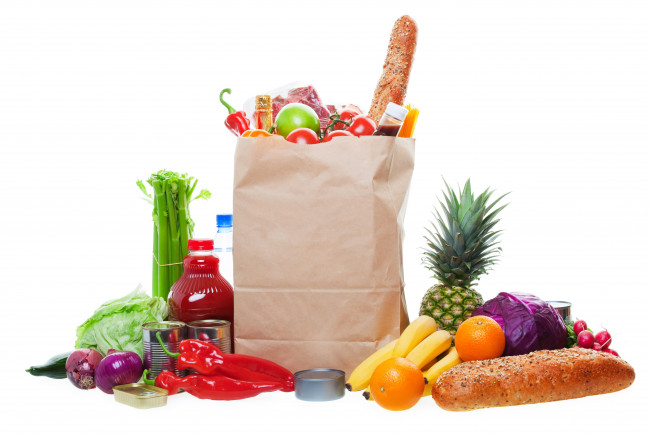 Обои картинки фото еда, разное, фрукты, ананас, капуста, спаржа, бутылки, покупки, овощи, хлеб, пакет