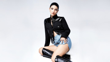 Картинка charli+d+amelio+flaunt+magazine+2023 девушки charli+grace+d`amelio charli damelio flaunt magazine тиктокер видеоблогер танцовщица чарли дамелио