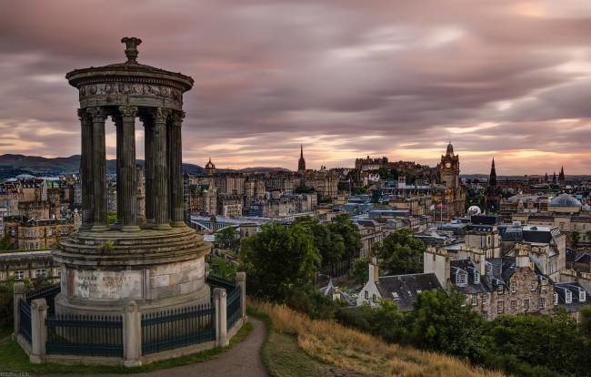 Обои картинки фото города, эдинбург, шотландия, панорама, ротонда, ограда, горд