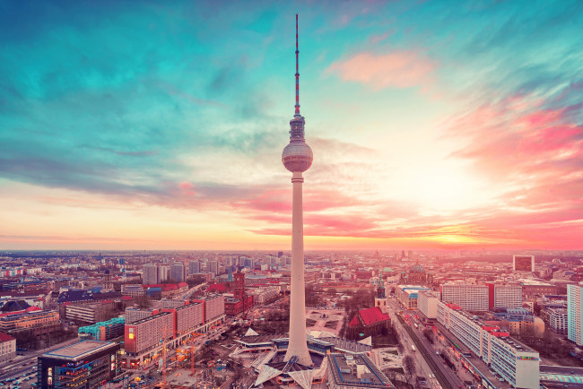 Обои картинки фото города, берлин, германия, панорама, телебашня, рассвет