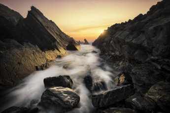 Картинка природа побережье небо вода камни скалы