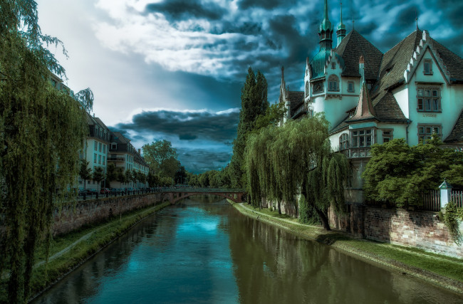 Обои картинки фото strasbourg, города, страсбург , франция, река, набережная, дома