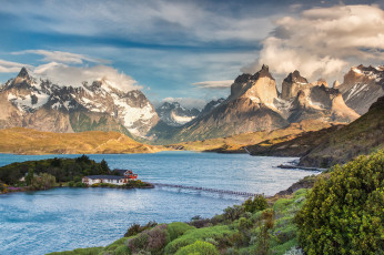 Картинка southern+patagonia города -+пейзажи поселок озеро горы