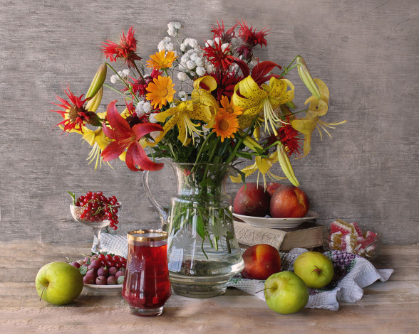 Обои картинки фото еда, натюрморт, ягоды, фрукты, яблоки, летний, персики, композиция, мармелад, красная, смородина, цветы, крыжовник