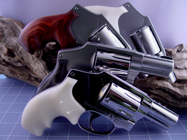 Обои картинки фото оружие, револьверы, revolver