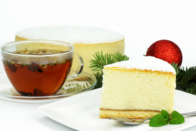 Обои картинки фото еда, торты, торт, чай, шар, чашка